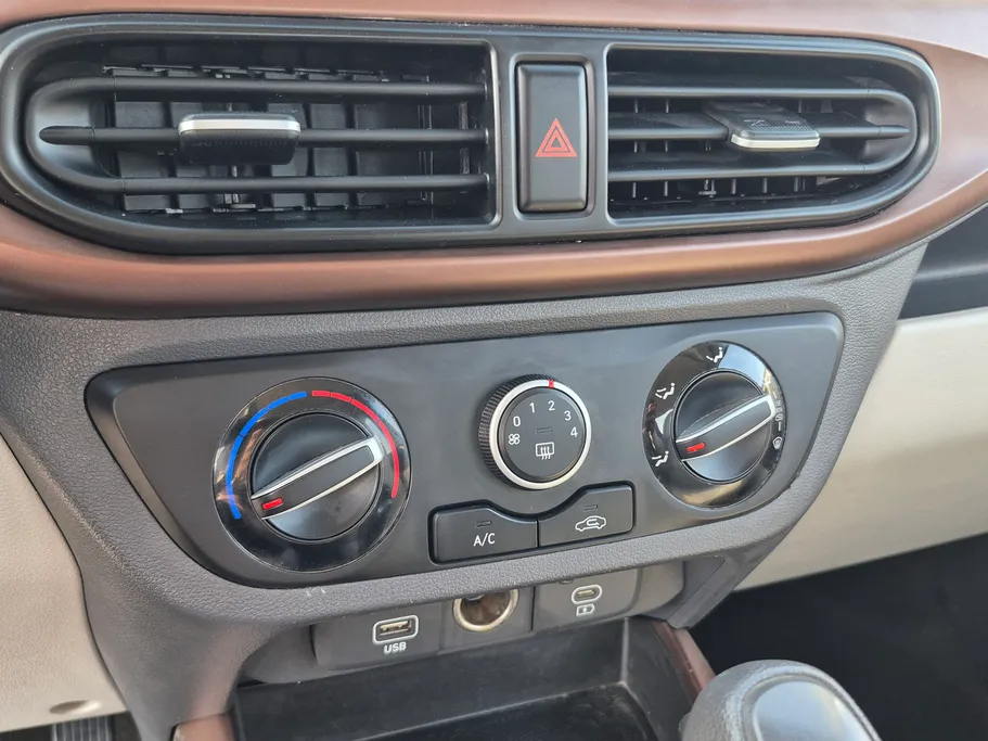 هيونداي Grand i10 فلييت 2024 