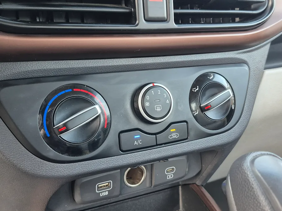 هيونداي Grand i10 فلييت 2024 