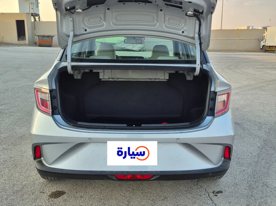 هيونداي Grand i10 فلييت 2024 