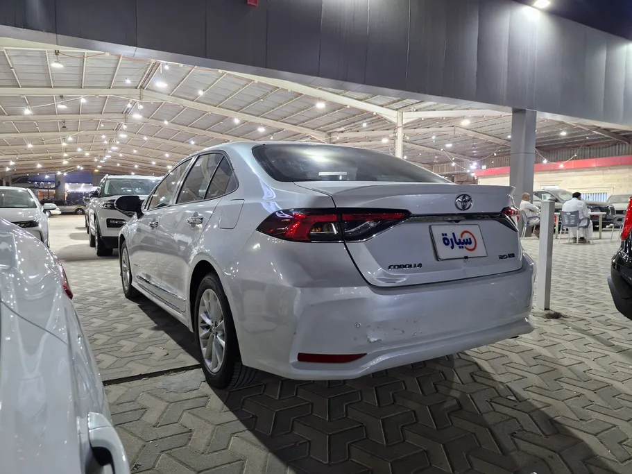 تويوتا كورولا XLI Executive Moonroof 2022 