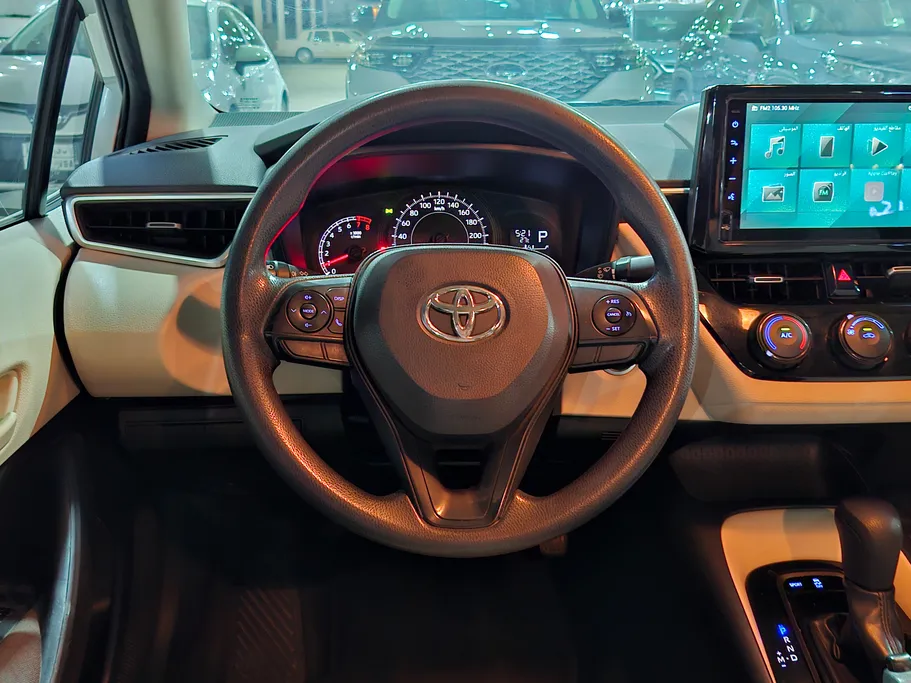 تويوتا كورولا XLI Executive Moonroof 2022 