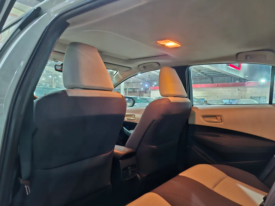 تويوتا كورولا XLI Executive Moonroof 2022 