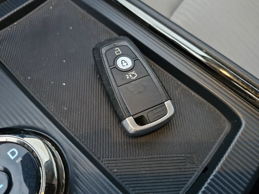 فورد تورس امبيانتي الإصدار الجديد 2023 