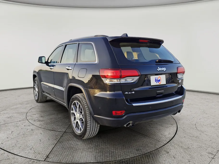 جيب جراند شيروكي ليمتد 2021 