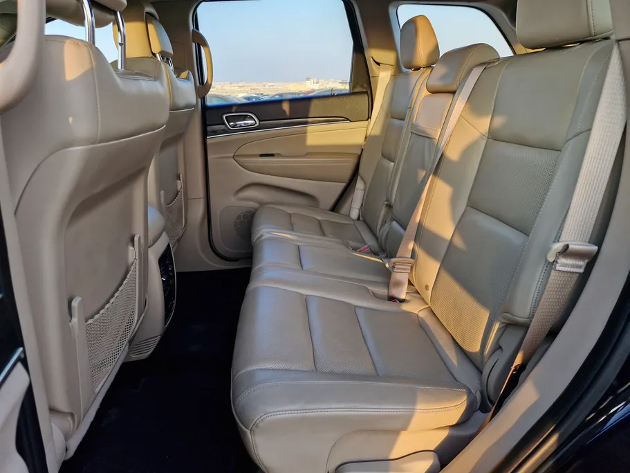 جيب جراند شيروكي ليمتد 2021 