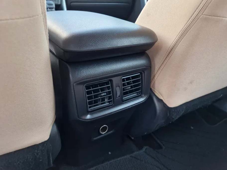 تويوتا راف فور LE 2021 