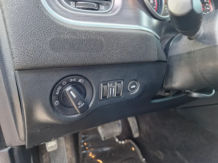 دودج تشارجر SXT 2018 