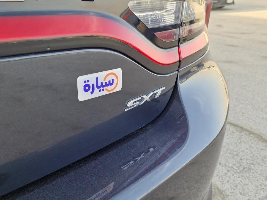 دودج تشارجر SXT 2018 
