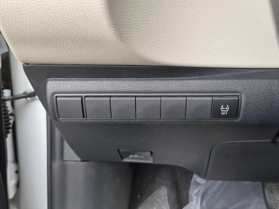 2022 Toyota Corolla XLI 