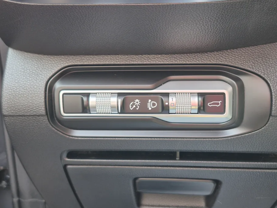 2024 Geely Okavango GF 