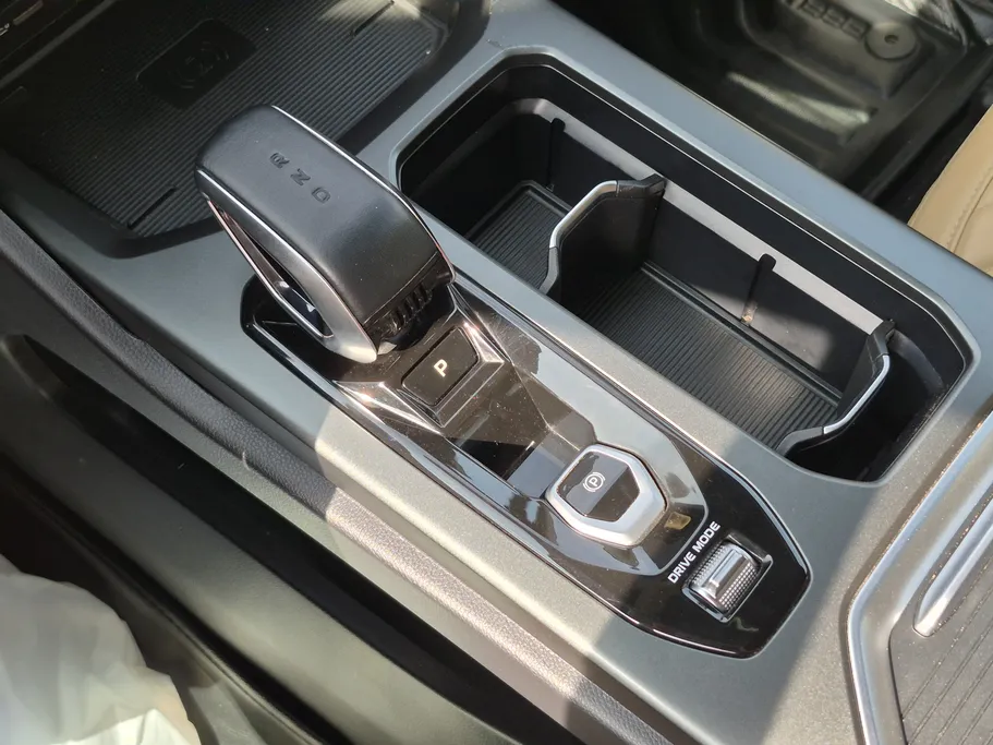 2024 Geely Okavango GF 