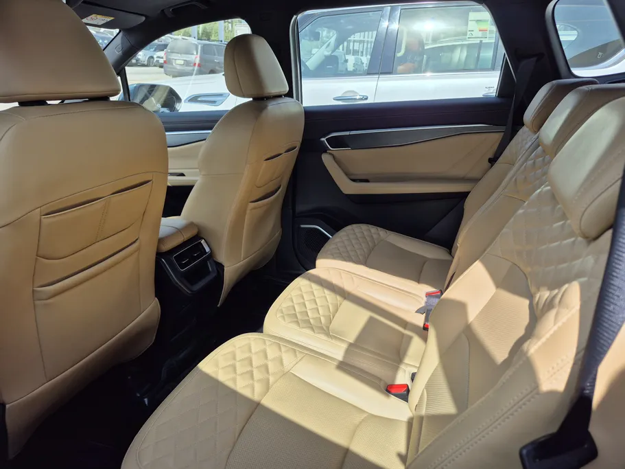 2024 Geely Okavango GF 