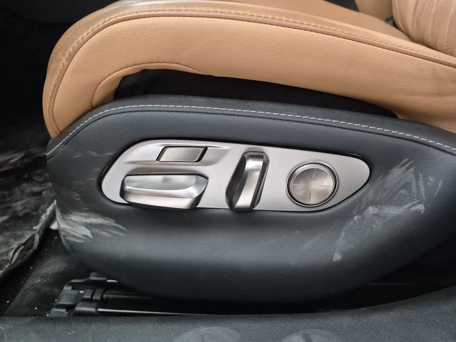 لكزس LS 500 BH Hybrid 2023 