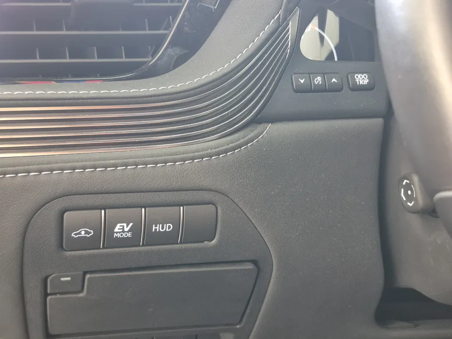 لكزس LS 500 BH Hybrid 2023 