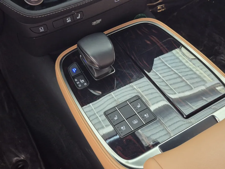 لكزس LS 500 BH Hybrid 2023 