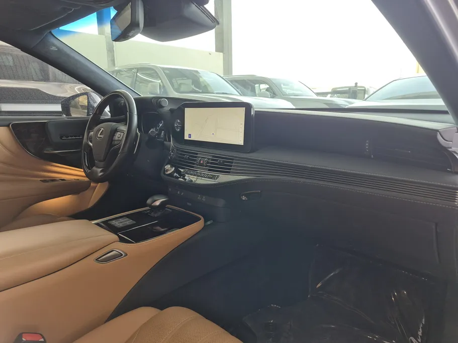 لكزس LS 500 BH Hybrid 2023 