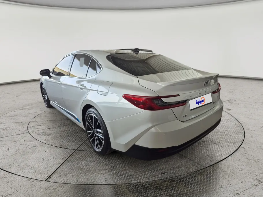 2025 Toyota Camry  LE HEV 