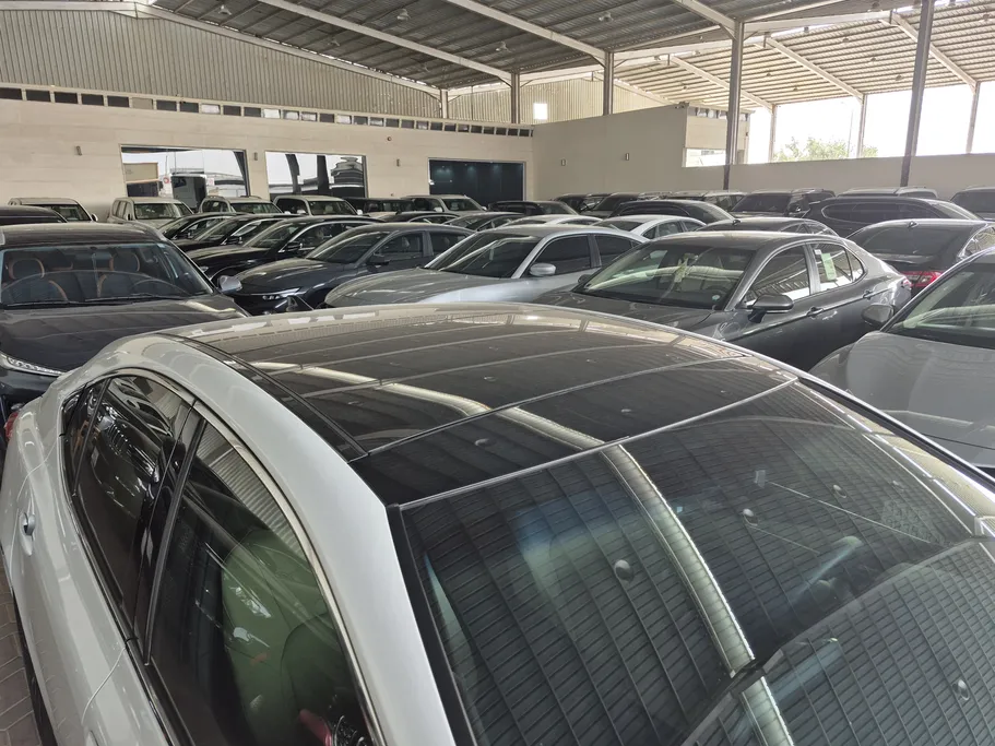 2025 Toyota Camry  LE HEV 