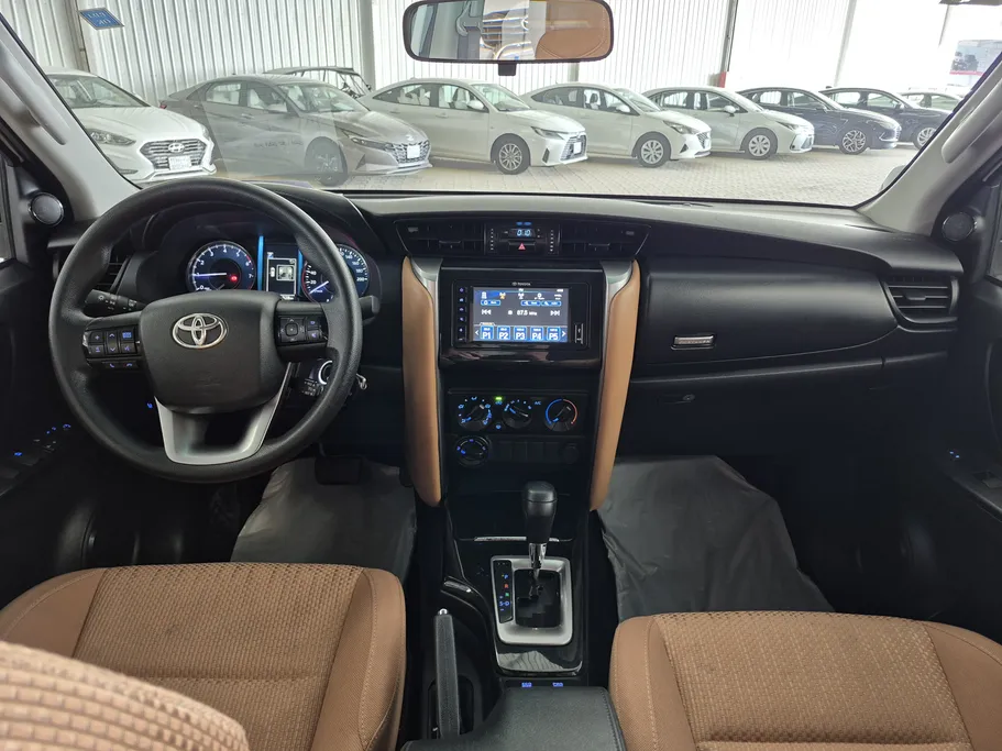 تويوتا فورتشنر GX1 2021 