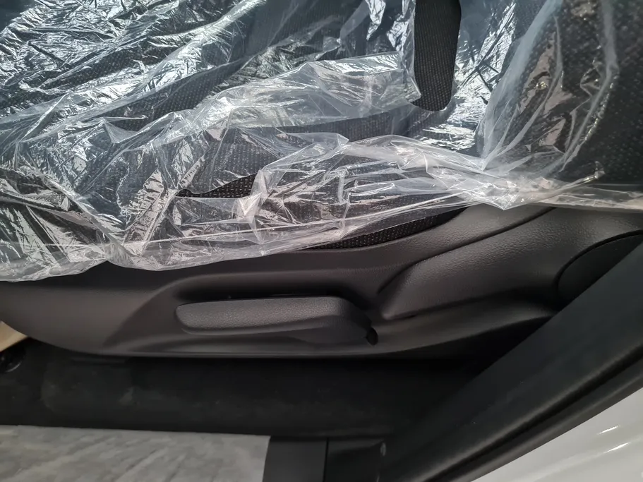 تويوتا برادو TXL1 2026 