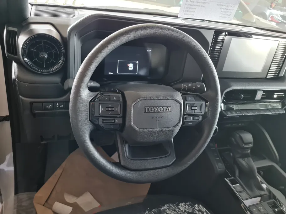 تويوتا برادو TXL1 2026 