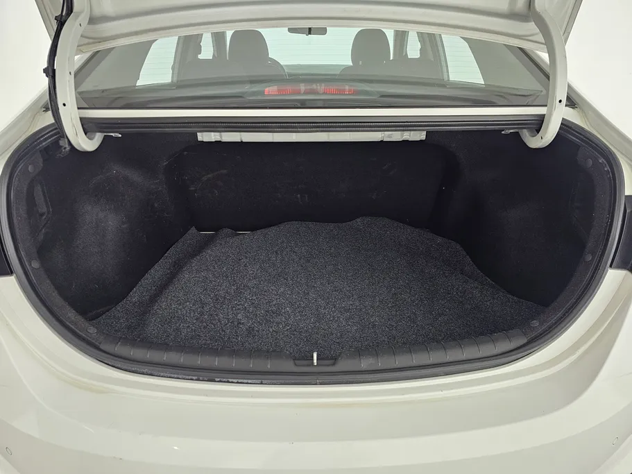 هيونداي اكسنت سمارت 2023 