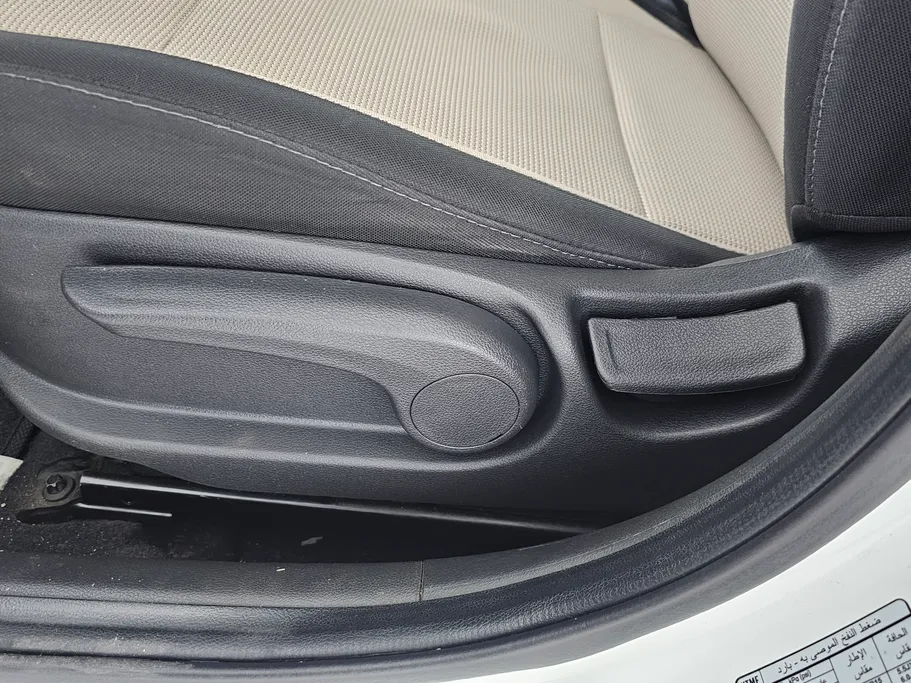 هيونداي اكسنت سمارت 2023 