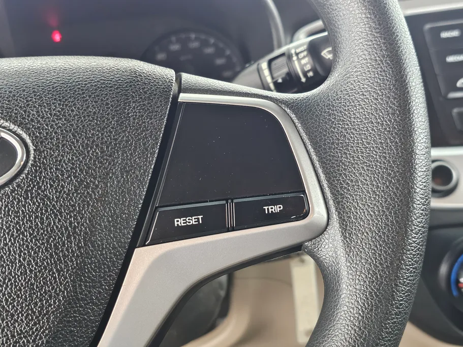 هيونداي اكسنت سمارت 2023 