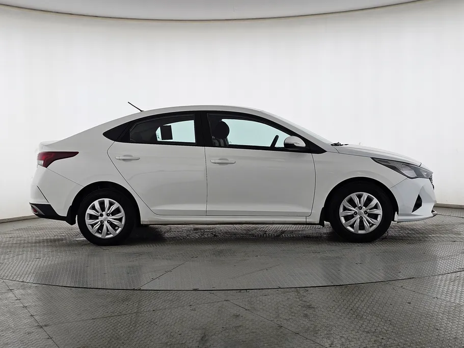 هيونداي اكسنت سمارت 2023 