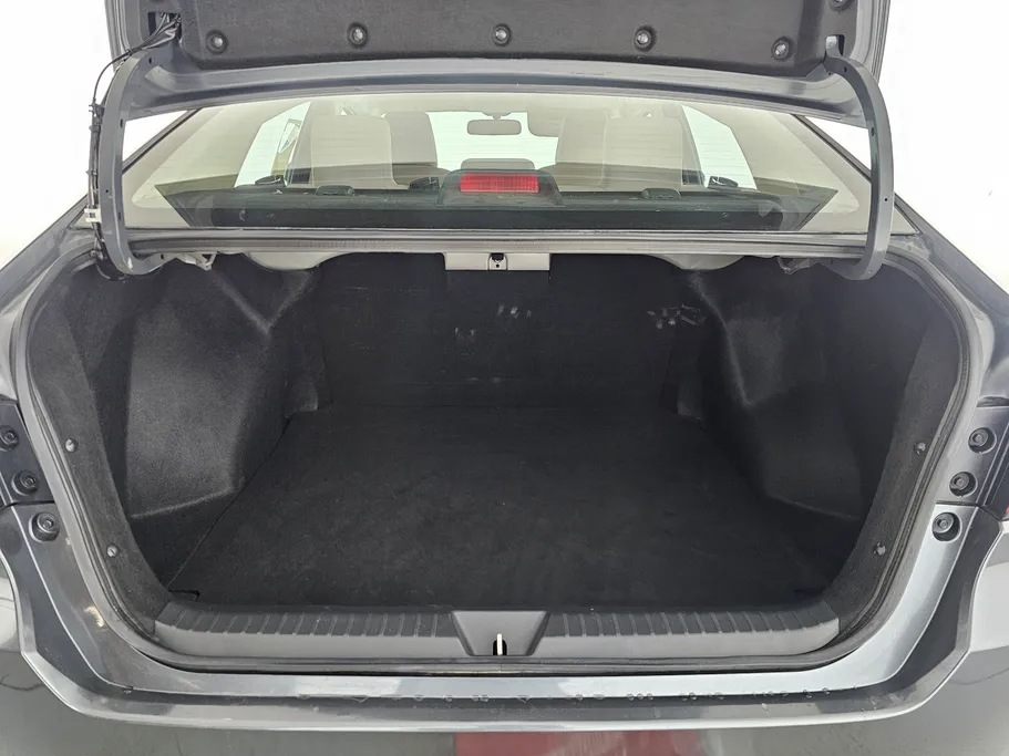 2023 Toyota Yaris  Y 