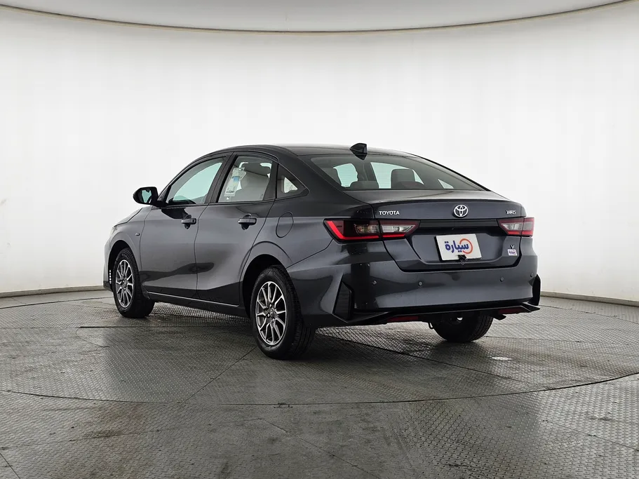 2023 Toyota Yaris  Y 