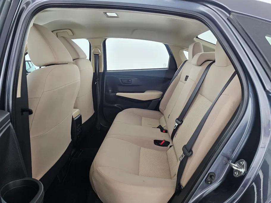 2023 Toyota Yaris  Y 