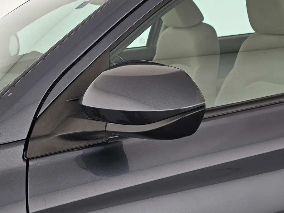 2023 Toyota Yaris  Y 