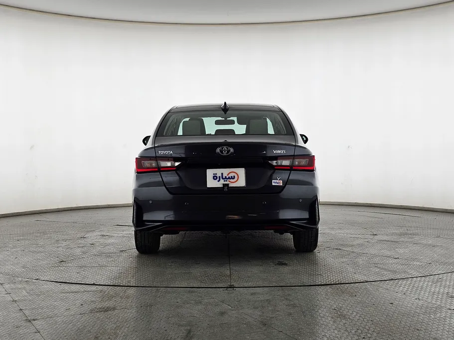 2023 Toyota Yaris  Y 