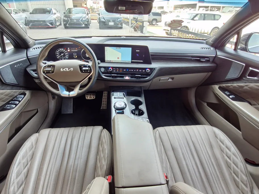 2023 Kia K8 EX 