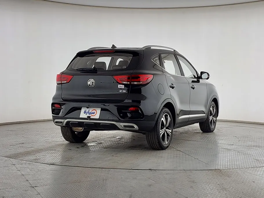 ام جي ZS LUX 2023 