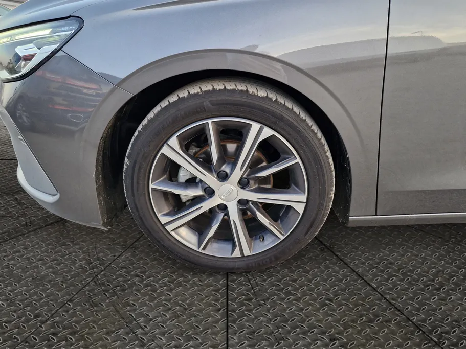 2023 Geely Emgrand GF 