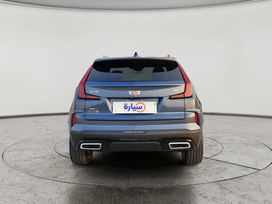 كاديلاك اكس تي 4  2025 