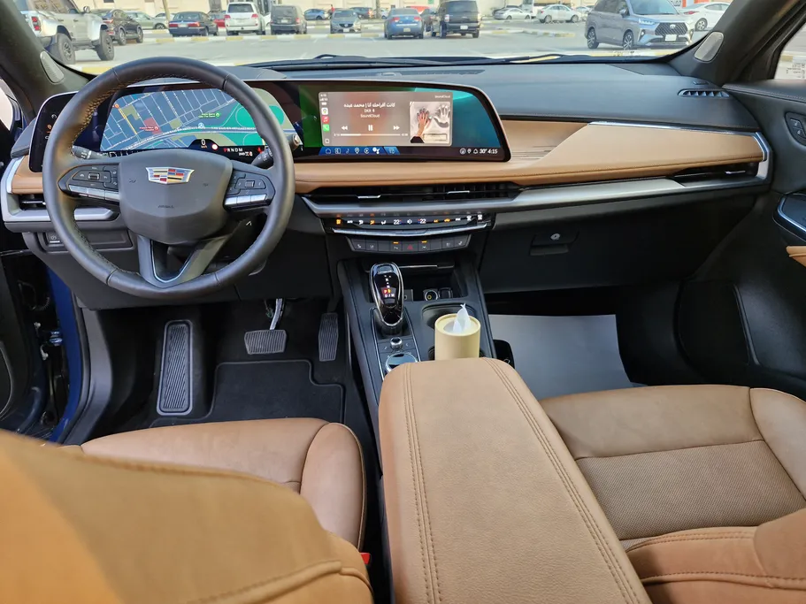 كاديلاك اكس تي 4  2025 