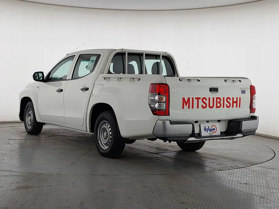 2022 Mitsubishi L200 DC 4x2 Diesel 