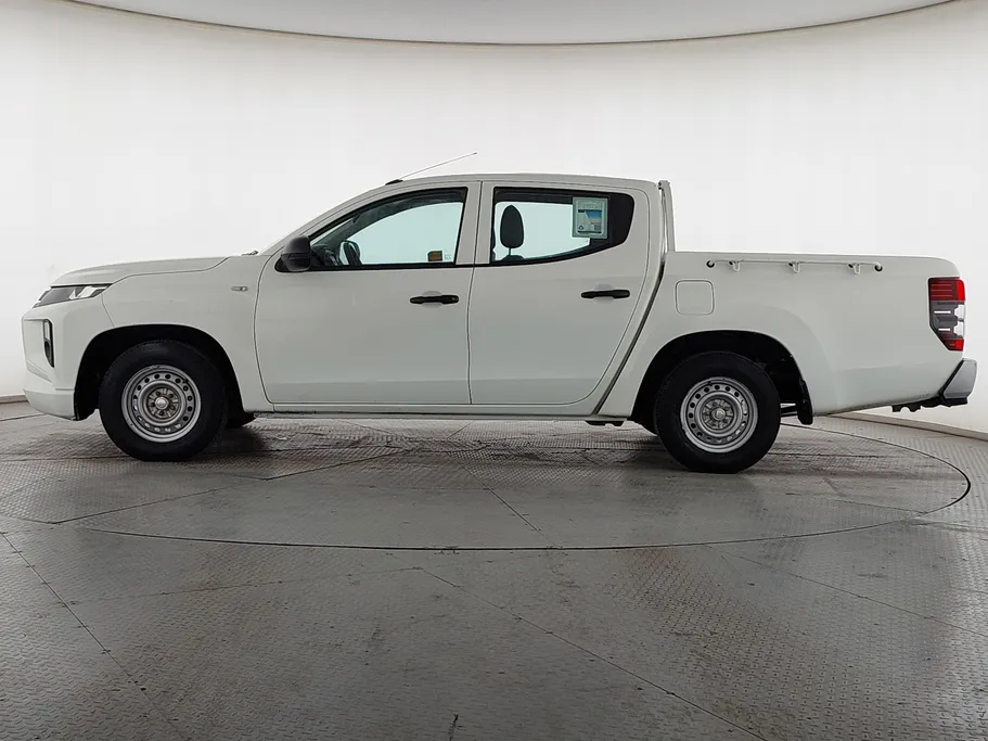 2022 Mitsubishi L200 DC 4x2 Diesel 