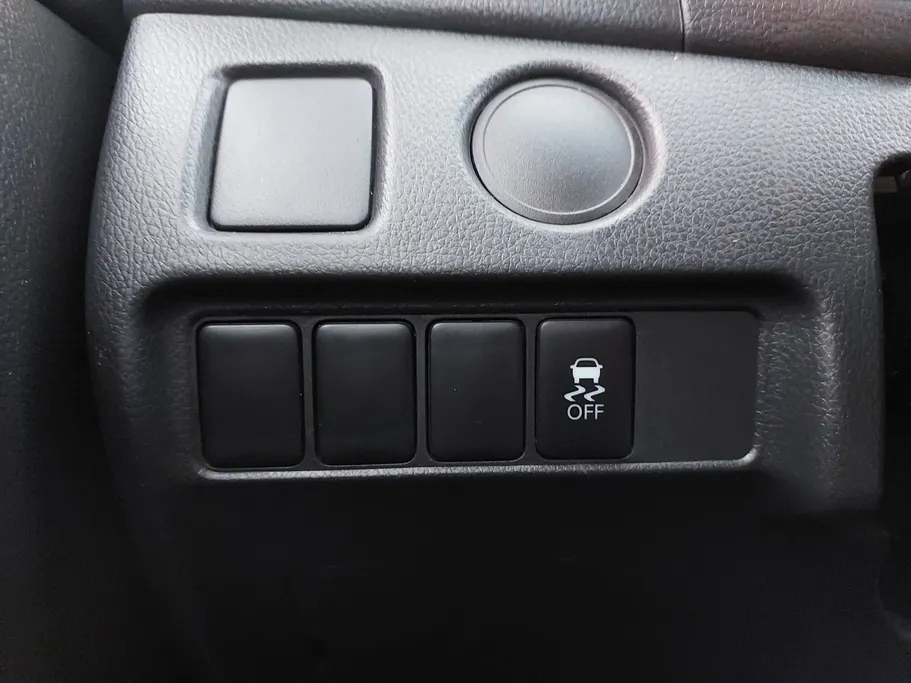 2022 Mitsubishi L200 DC 4x2 Diesel 