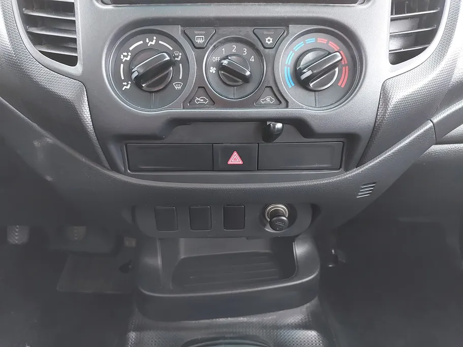 2022 Mitsubishi L200 DC 4x2 Diesel 