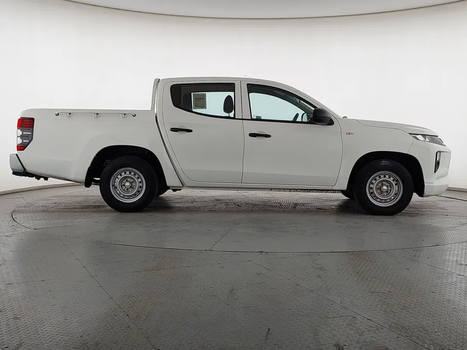 2022 Mitsubishi L200 DC 4x2 Diesel 
