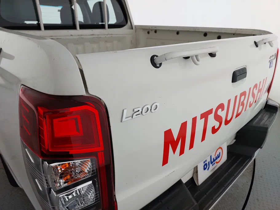 2022 Mitsubishi L200 DC 4x2 Diesel 