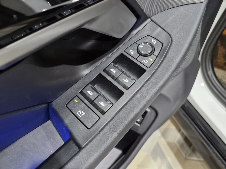 2024 BMW 5 Series 520i 