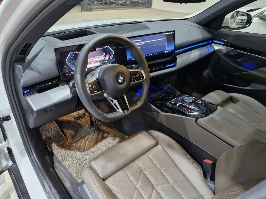 2024 BMW 5 Series 520i 