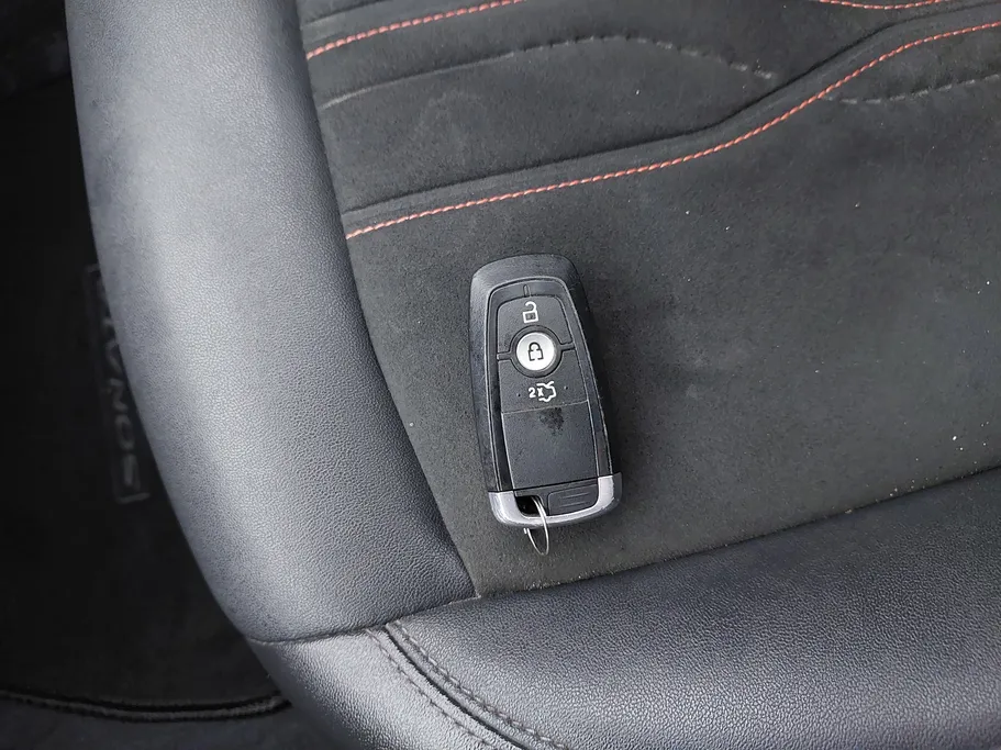 فورد تورس تيتانيوم الإصدار الجديد 2023 