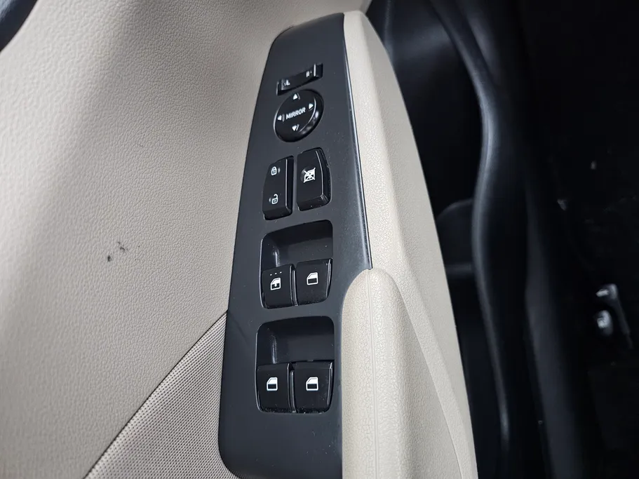 هيونداي اكسنت سمارت 2023 