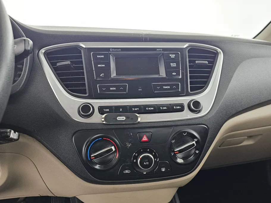 هيونداي اكسنت سمارت 2023 